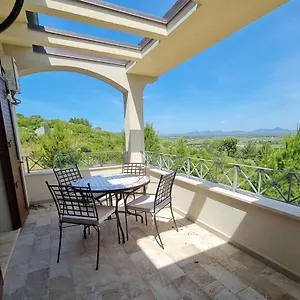 Ferienhaus - House With Panoramic View Immersed In Full Nature, Alghero