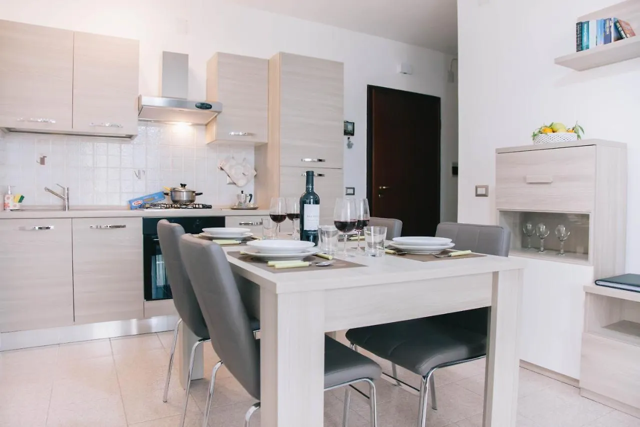 Degli Orti Apartment 阿尔盖罗 0*,  意大利